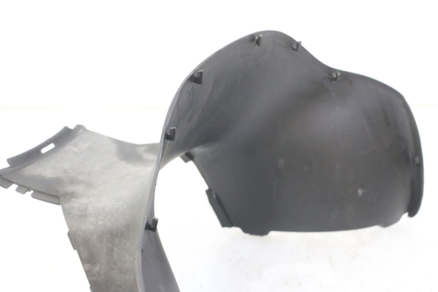 photo de TRITTBRETT VERKLEIDUNG MITTE APRILIA SCARABEO GT TOURING 125 (1999 - 2005)
