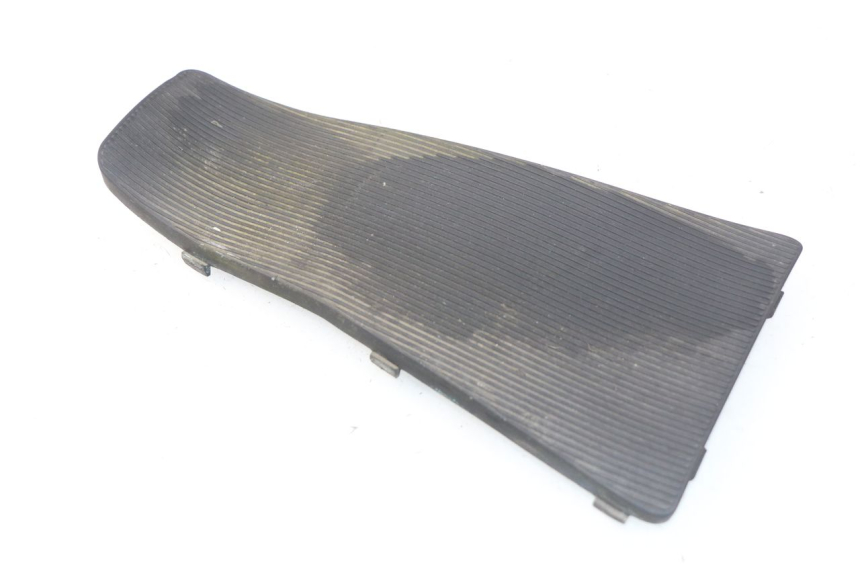 photo de TRITTBRETT VERKLEIDUNG MITTE PIAGGIO VESPA LX IE 125 (2010 - 2012)