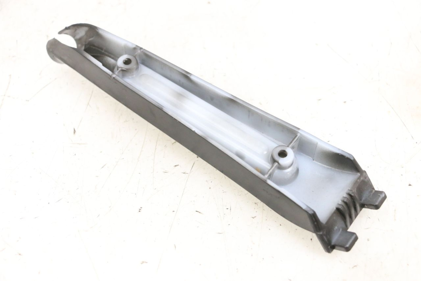 photo de TRITTBRETT VERKLEIDUNG MITTE DUALTRON VICTOR LIMITED 1