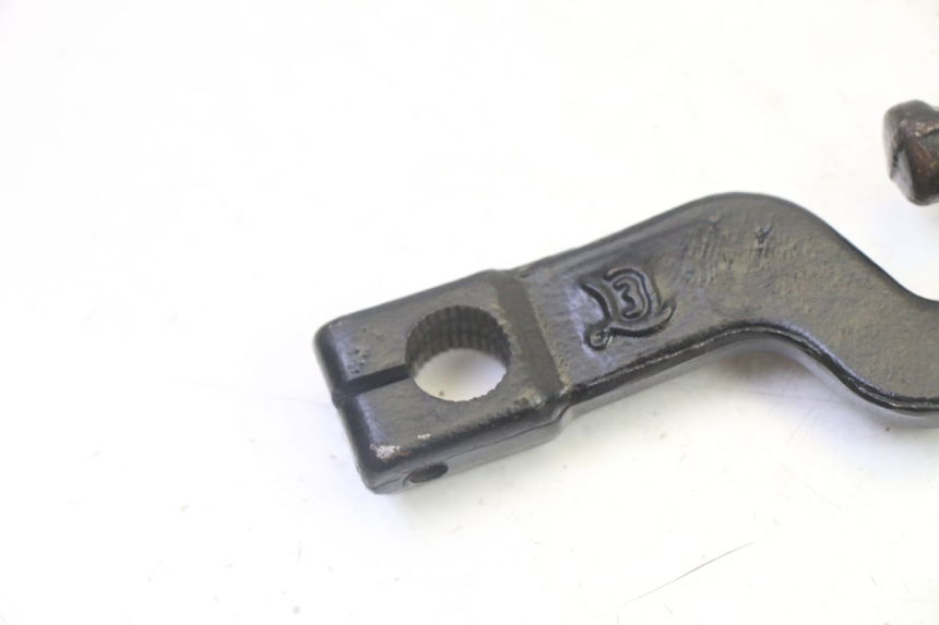 photo de KICKSTARTER PEUGEOT VIVACITY NEW 4T 50 (2008 - 2017)