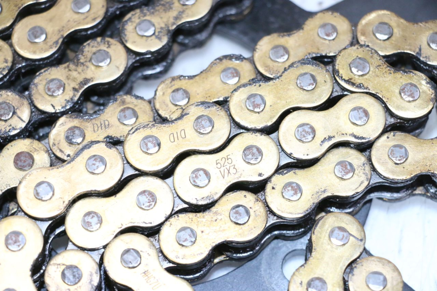 photo de KETTENKIT SUZUKI SV S 650 (2003 - 2009)