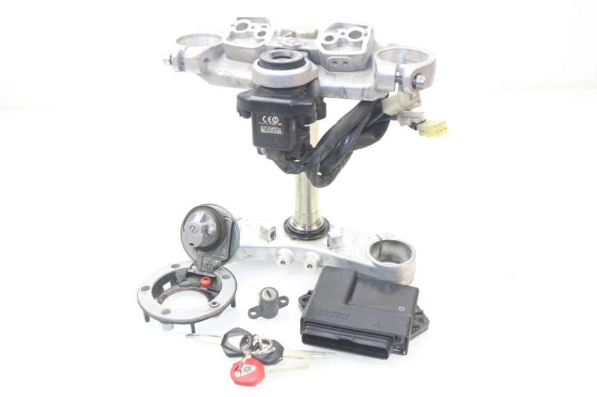 photo de SCHLOSS-SCHLÜSSEL-CDI-ZÜNDUNGSSCHLOSS YAMAHA FJR ABS 1300 (2006 - 2012)