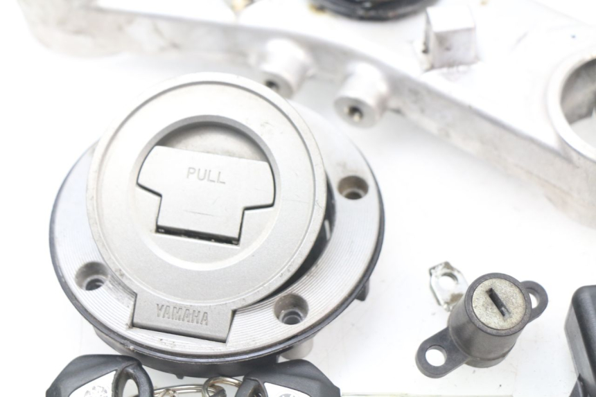 photo de SCHLOSS-SCHLÜSSEL-CDI-ZÜNDUNGSSCHLOSS YAMAHA FJR ABS 1300 (2006 - 2012)