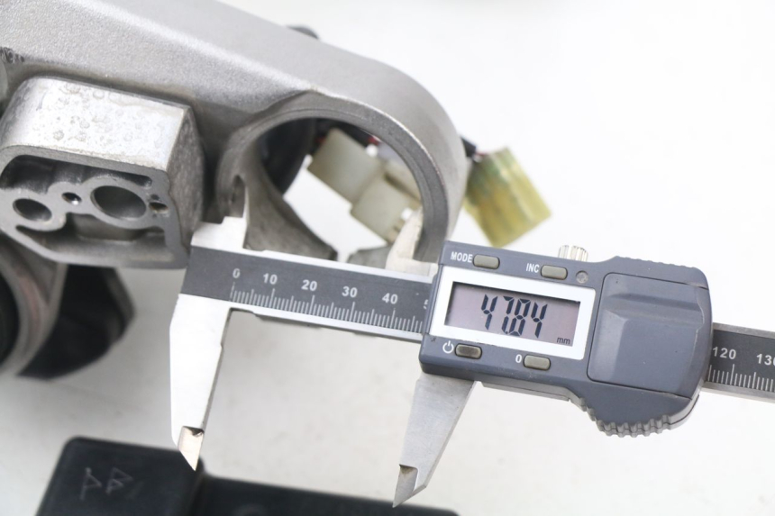 photo de SCHLOSS-SCHLÜSSEL-CDI-ZÜNDUNGSSCHLOSS YAMAHA FJR ABS 1300 (2006 - 2012)