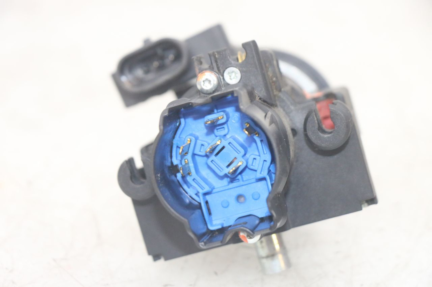 photo de SCHLOSSSATZ CDI PIAGGIO MP3 HPE 300 (2019 - 2026) - Fokus auf die Struktur