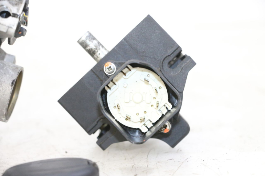 photo de SCHLOSSSATZ CDI PIAGGIO MP3 500 (2014 - 2016)