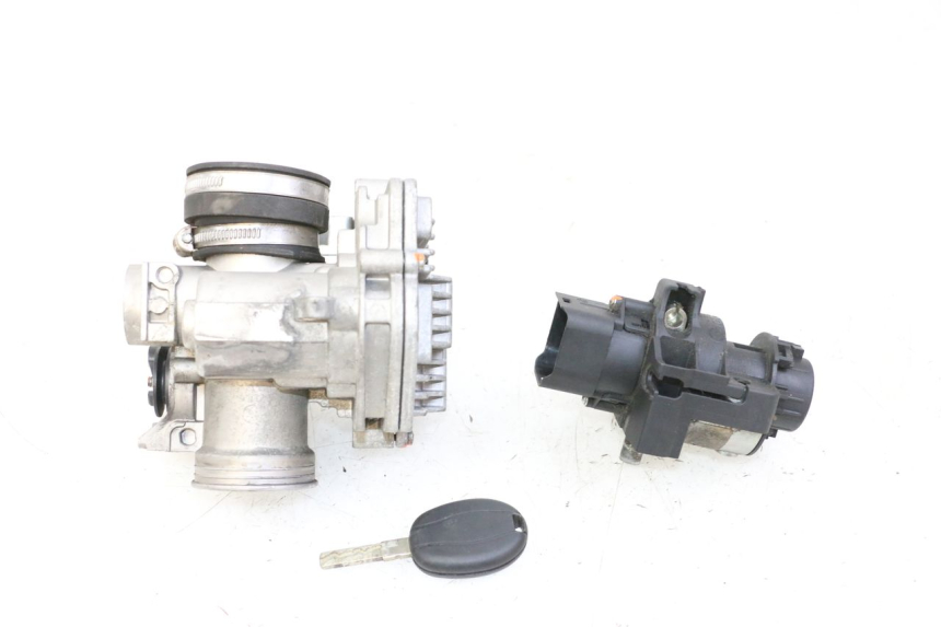 photo de SCHLOSSSATZ CDI PIAGGIO MP3 500 (2014 - 2016)