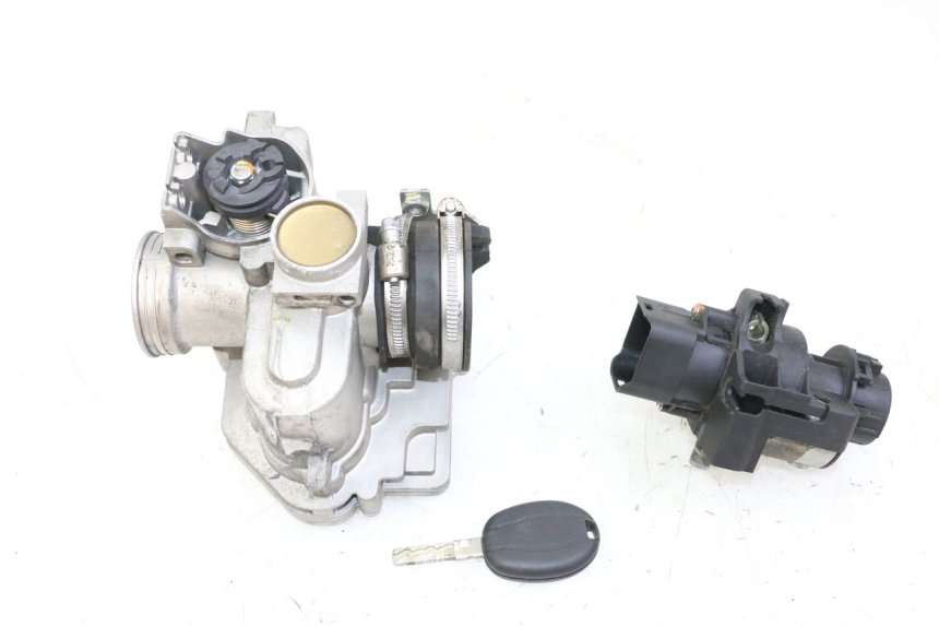 photo de SCHLOSSSATZ CDI PIAGGIO MP3 500 (2014 - 2016)