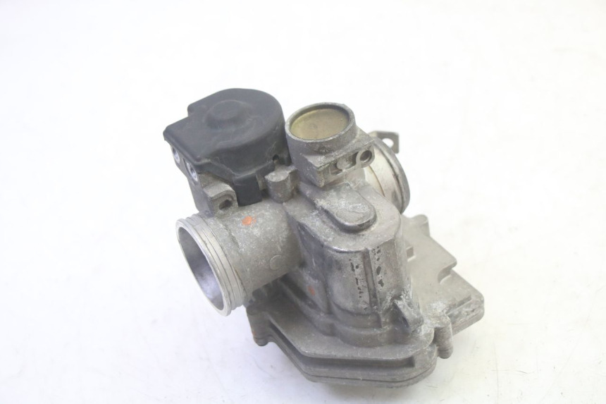 photo de SCHLOSSSATZ CDI PIAGGIO MP3 500 (2016 - 2018) - Hochauflösende Nahaufnahme