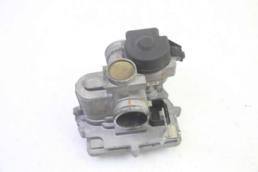 photo de SCHLOSSSATZ CDI PIAGGIO MP3 500 (2016 - 2018) - Kennzeichnungen und Originalreferenzen