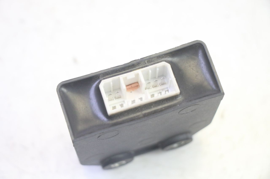 photo de SCHLOSSSATZ CDI PIAGGIO MP3 RL 250 (2007 - 2010) - Alternativer Blickwinkel