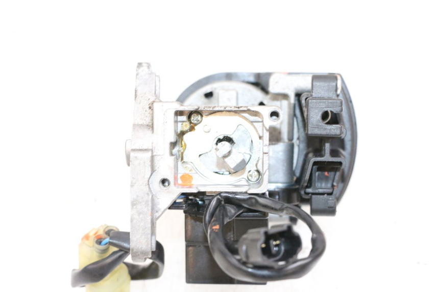 photo de SCHLOSSSATZ CDI YAMAHA NEO'S CORE 1 (2022 - 2026) - Oberflächenzustand und Material