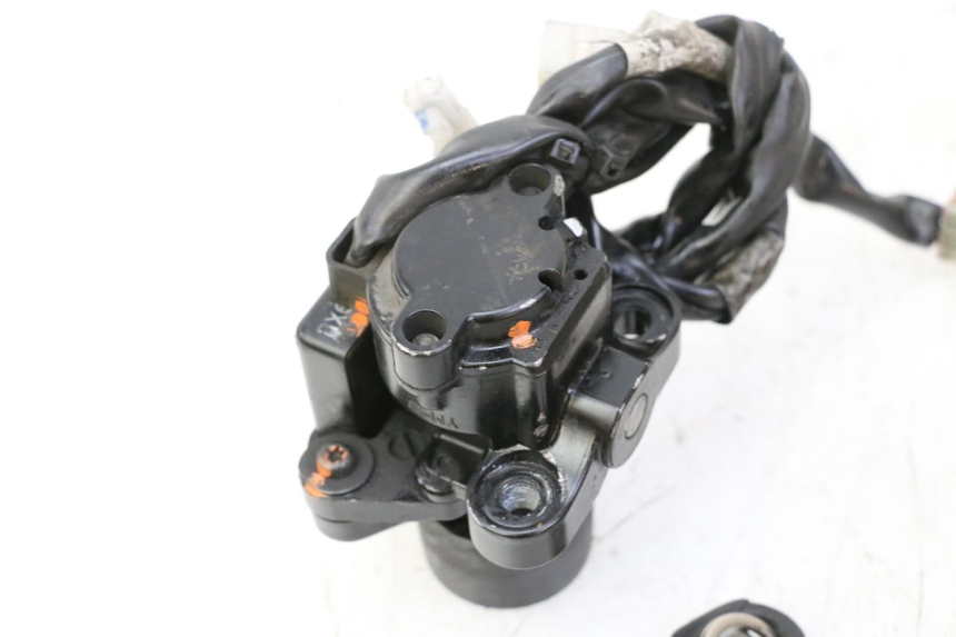 photo de SCHLOSS-SCHLÜSSEL-CDI-NEIMAN YAMAHA TDM ABS 900 (2002 - 2014)