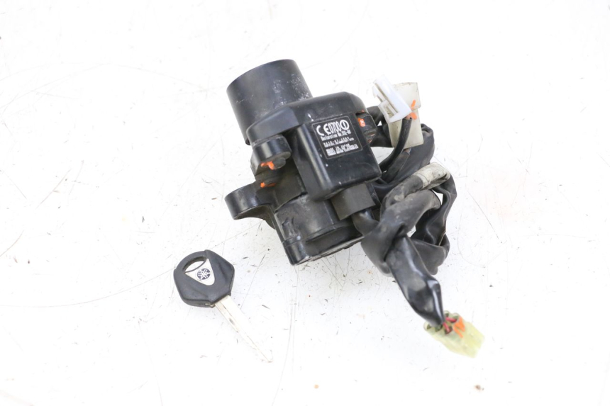 photo de SCHLOSSSATZ CDI YAMAHA TDM ABS 900 (2002 - 2014) - Details der Befestigungspunkte