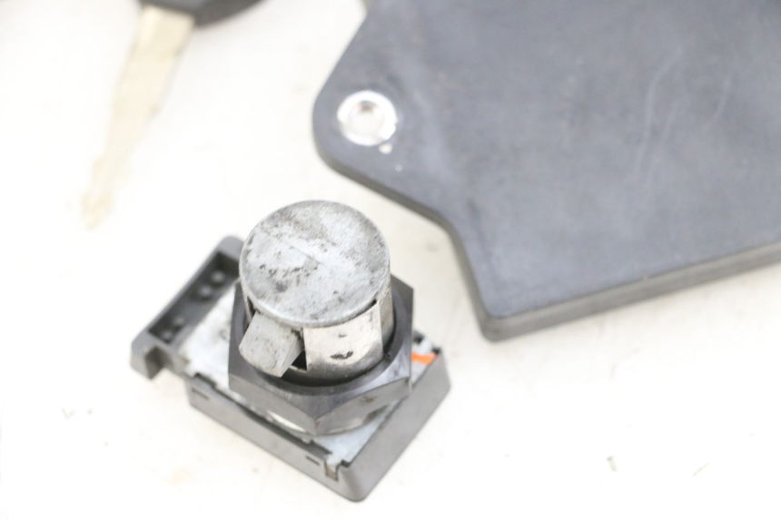 photo de SCHLOSS-SCHLÜSSEL-CDI-NEIMAN KIT YAMAHA X-MAX XMAX 125 (2010 - 2014)