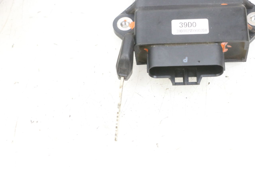 photo de SCHLOSS-SCHLÜSSEL-CDI-NEIMAN KIT YAMAHA X-MAX XMAX 125 (2010 - 2014)