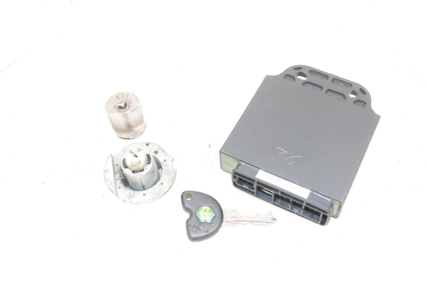 photo de SCHLOSS-SCHLÜSSEL-CDI-NEIMAN PIAGGIO XEVO - X EVO 125 (2007 - 2016) - Detailansicht des Bauteils