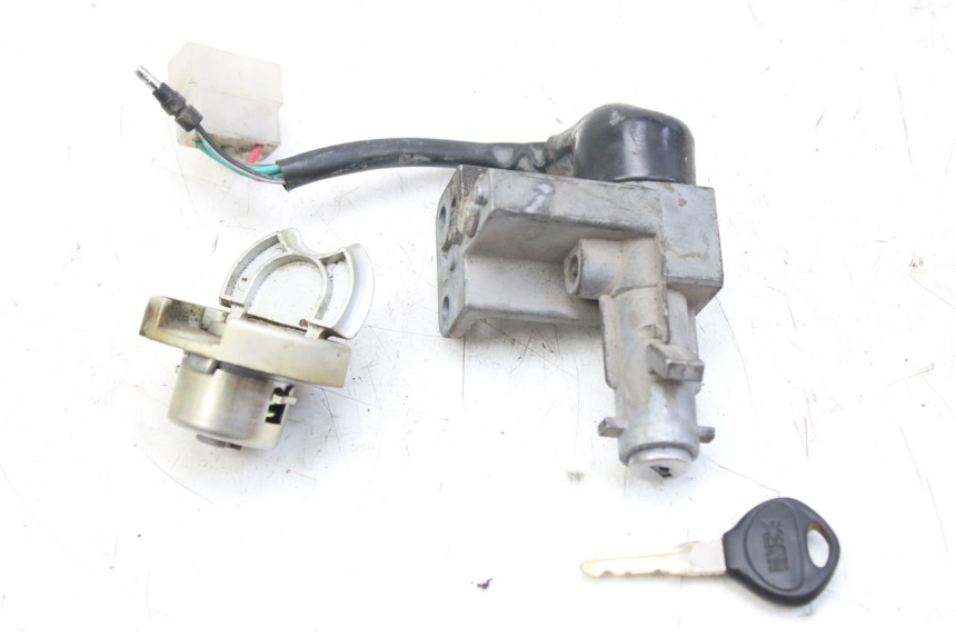 photo de SCHLOSS-SCHLÜSSEL-KIT NEIMAN KYMCO AGILITY 4T 50 (2005 - 2018)