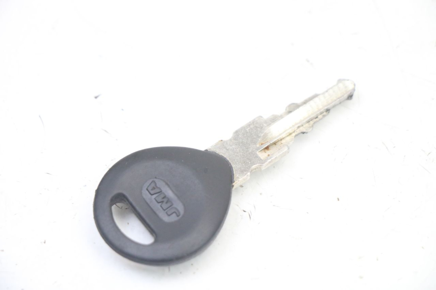 photo de SCHLOSSSATZ BMW C1 125 (2000 - 2003)