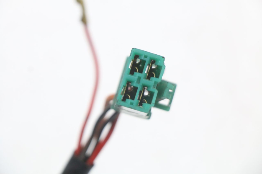 photo de SCHLOSSSATZ HYOSUNG GF 125 (2001 - 2005)