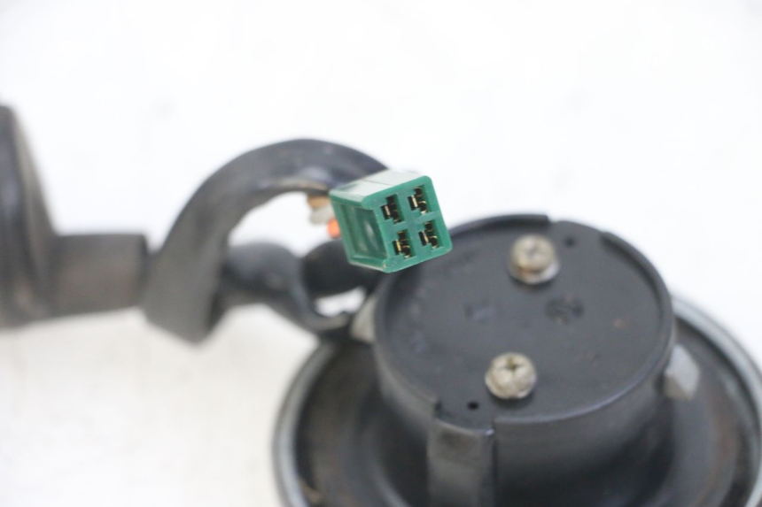 photo de Schloss- und Schlüsselkit Neiman SUZUKI GN 125 (1997 - 2000)