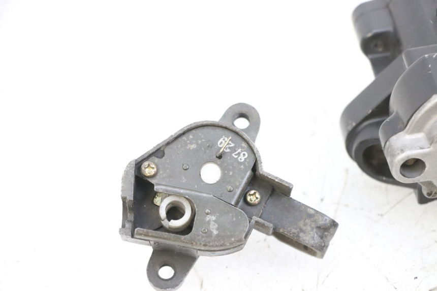 photo de SCHLOSSSATZ SUZUKI GSF N BANDIT 600 (1996 - 1999) - Alternative Perspektive