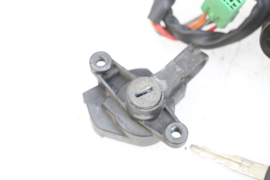 photo de SCHLOSSSATZ SUZUKI GSF N BANDIT 600 (1996 - 1999) - Geprüftes Gebrauchtteil