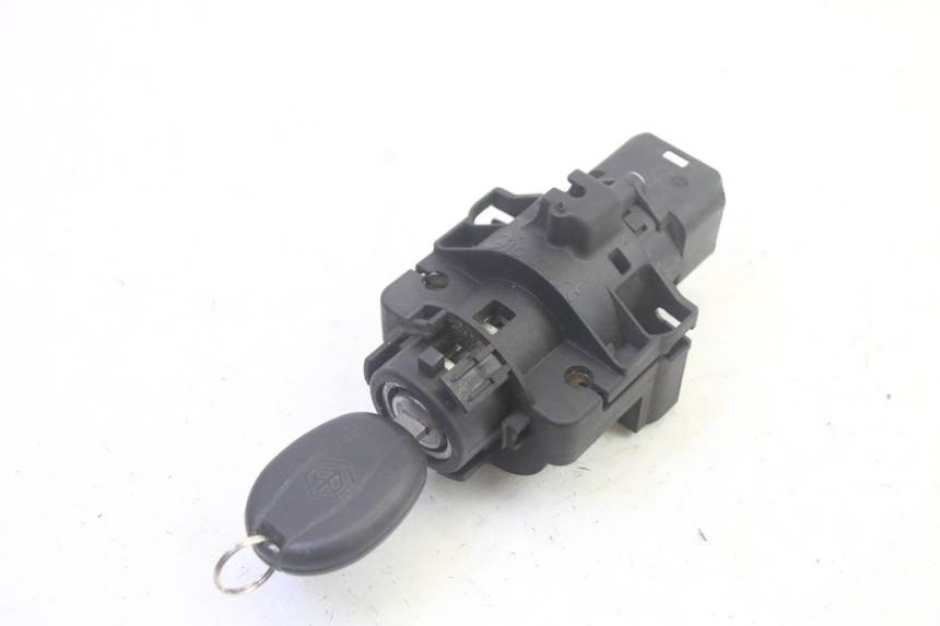 photo de SCHLOSSSATZ PIAGGIO MP3 HPE 350 (2018 - 2020) - Gesamtansicht des Produkts