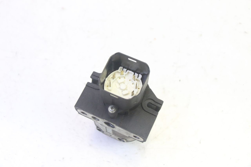 photo de SCHLOSSSATZ PIAGGIO MP3 HPE 350 (2018 - 2020) - Geprüftes Gebrauchtteil