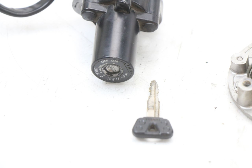 photo de SCHLOSSSATZ YAMAHA XJ600 XJ DIVERSION 600 (1992 - 1997)