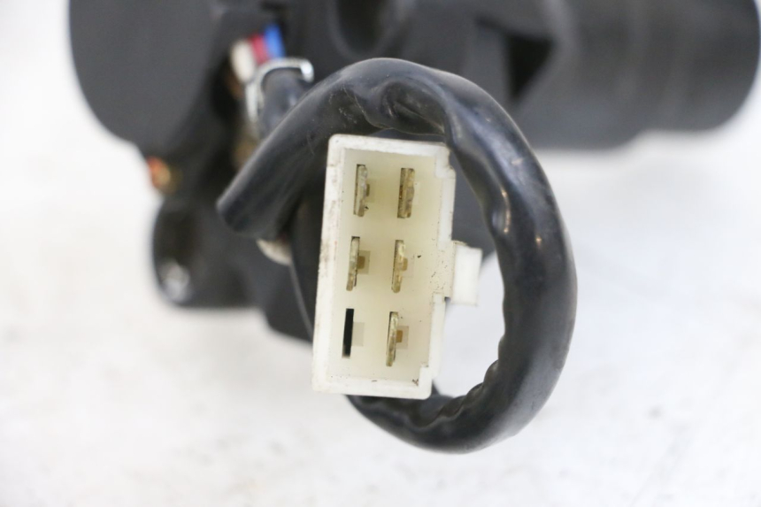 photo de SCHLOSSSATZ KAWASAKI ZR 7 750 (1999 - 2001) - Oberflächenzustand und Material