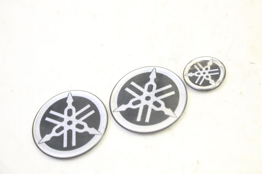 photo de MARKENLOGO YAMAHA FJR ABS 1300 (2006 - 2012) - Detailansicht des Bauteils