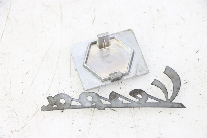 photo de MARKENLOGO PIAGGIO LXV 4T 50 (2009 - 2013)