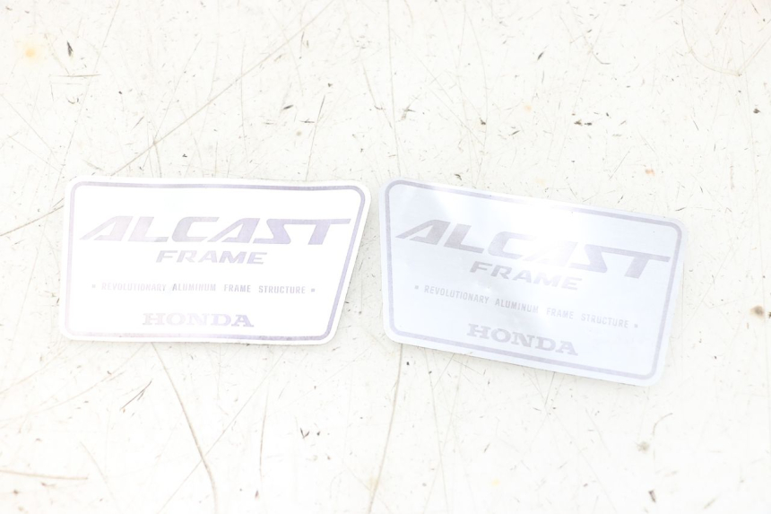 photo de MARKENLOGO HONDA NSR R 125 (1994 - 2003) - Hauptansicht