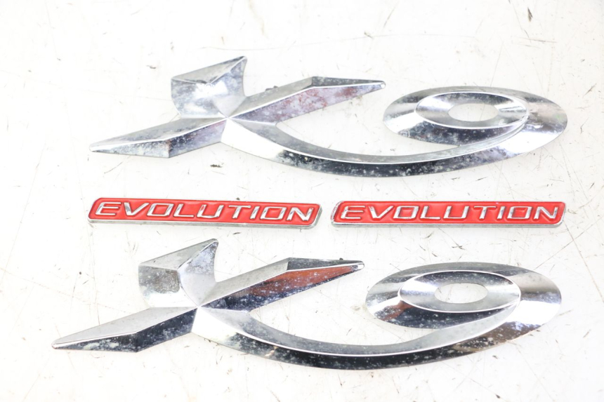 photo de LOGO MARKE PIAGGIO X9 EVOLUTION 125 (2003 - 2007)