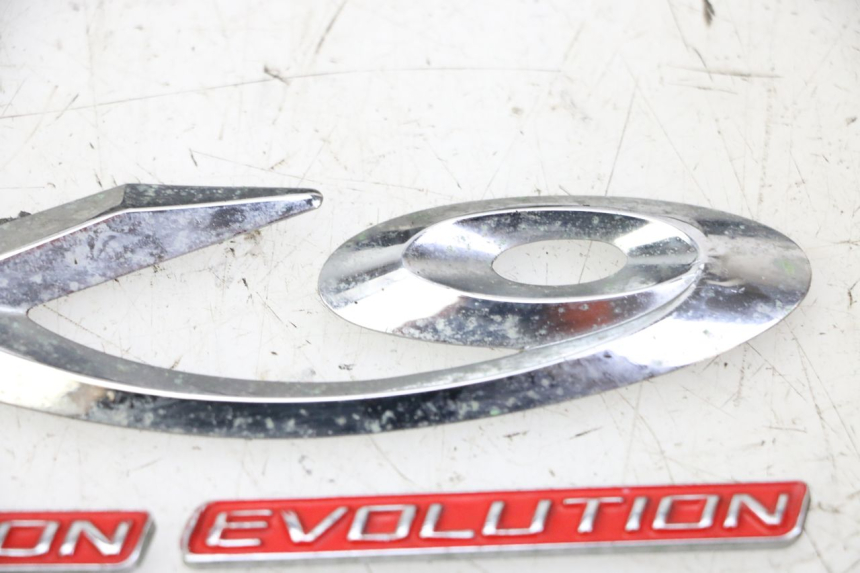 photo de LOGO MARKE PIAGGIO X9 EVOLUTION 125 (2003 - 2007)