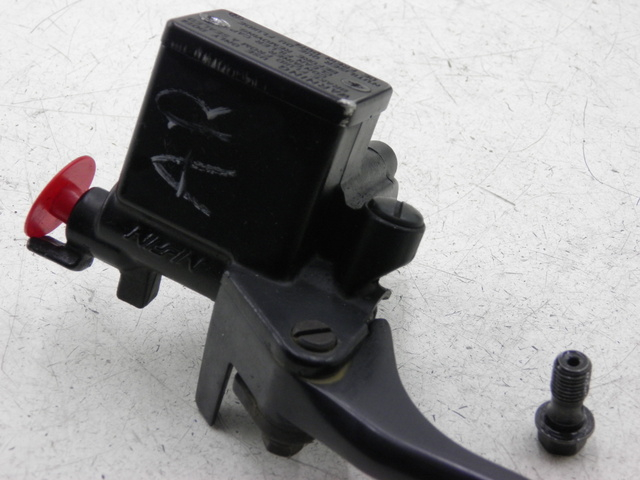 photo de HAUPTBREMSZYLINDER HINTEN HONDA FES S-WING SWING ABS 125 (2007 - 2015)