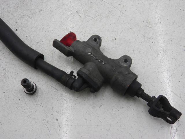 photo de BREMSPUMPE HINTEN HONDA NTV DEAUVILLE 650 (2001 - 2006)