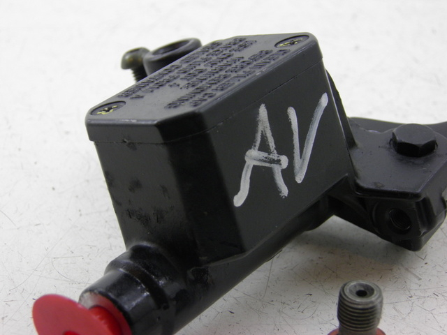 photo de BREMSPUMPE HINTEN PIAGGIO XEVO - X EVO 125 (2010 - 2015)