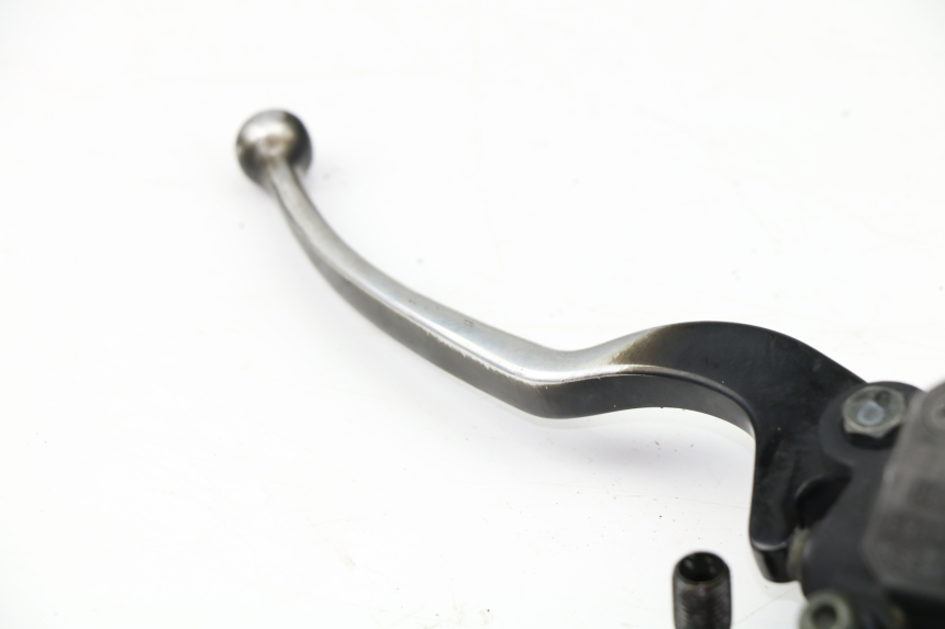 photo de HAUPTBREMSZYLINDER HINTEN YAMAHA XMAX X-MAX 125 (2006 - 2009)