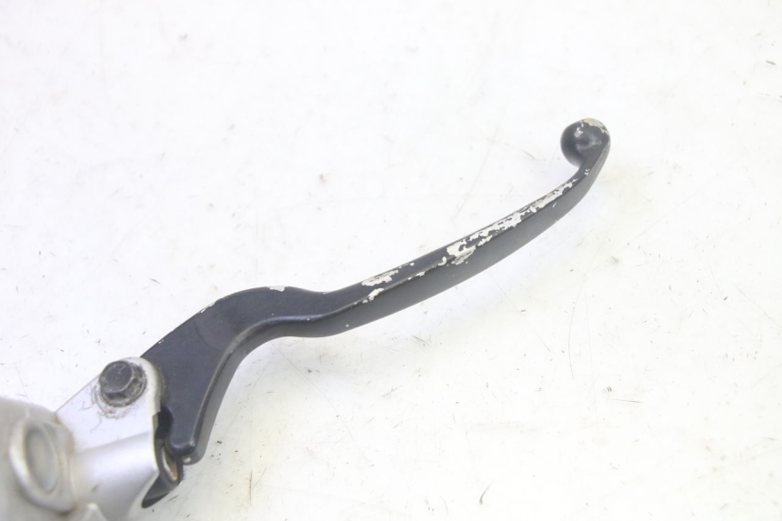 photo de VORDERER BREMSSATTEL KYMCO AGILITY 16+ 4T 50 (2018 - 2023) - Zoom auf Gebrauchszustand