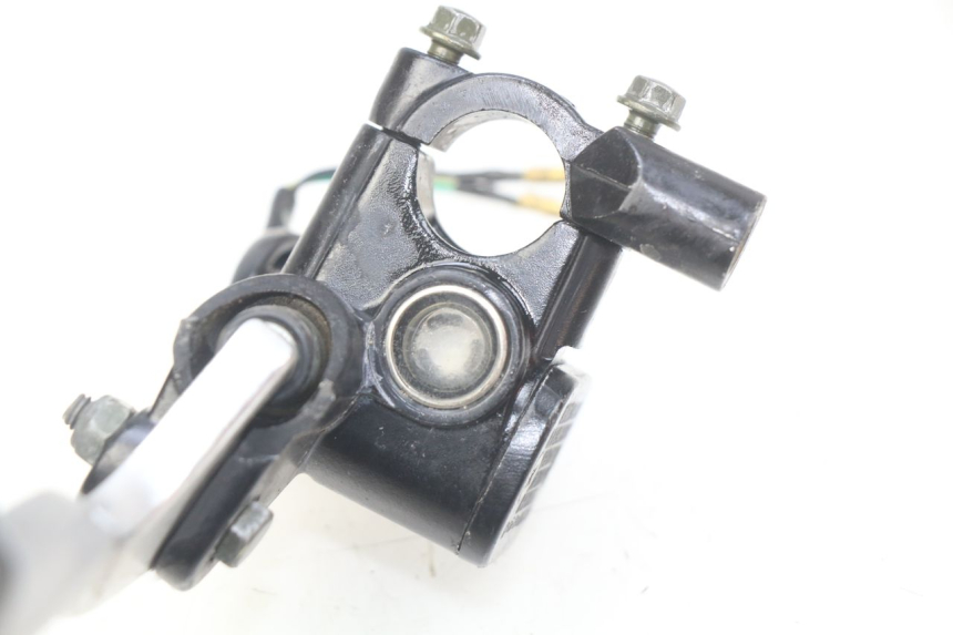 photo de VORDERER HAUPTBREMSZYLINDER BAOTIAN BT 50 QT-12 50 (2007 - 2009)