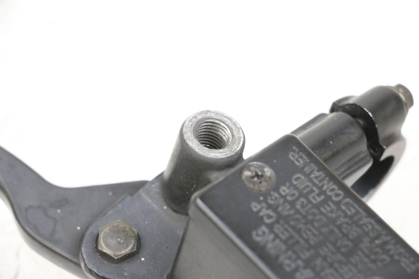 photo de BREMSPUMPE VORNE MAG POWER BOMBERS 4T 50 (2016 - 2026) - Oberflächenzustand und Material