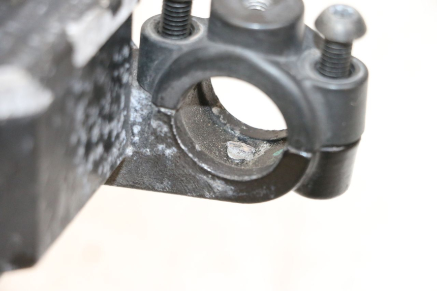 photo de BREMSPUMPE VORNE MBK BOOSTER SPIRIT NAKED 50 (2004 - 2017) - Zoom auf Gebrauchszustand