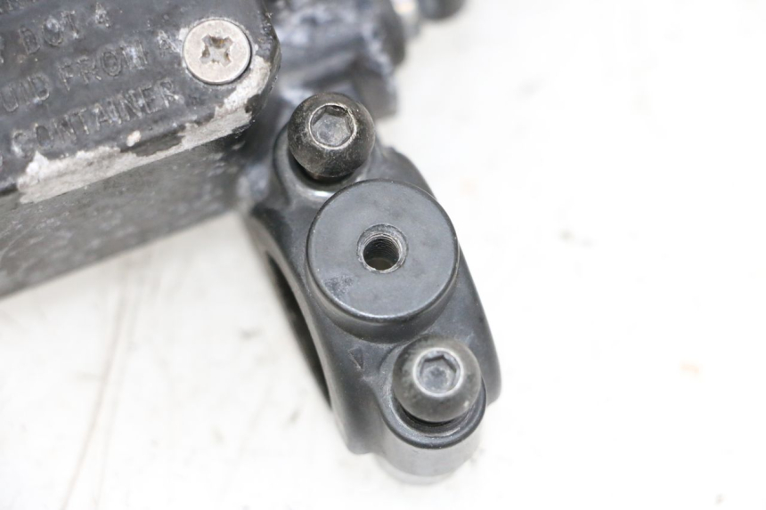 photo de BREMSPUMPE VORNE MBK BOOSTER SPIRIT NAKED 50 (2004 - 2017) - Alternative Perspektive