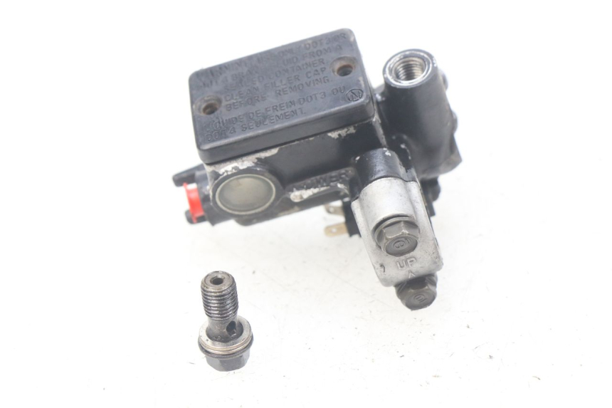 photo de BREMSPUMPE VORNE HONDA CBR R 125 (2003 - 2006)