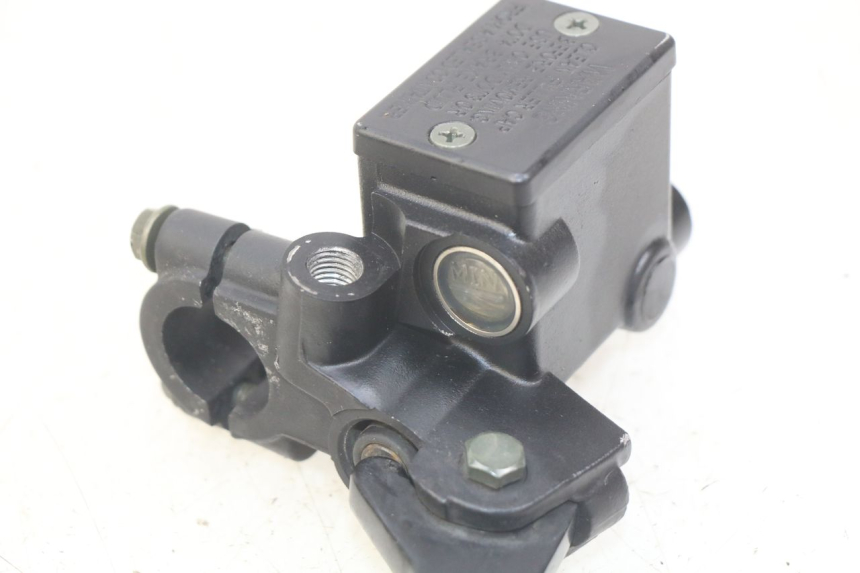 photo de VORDERER HAUPTBREMSZYLINDER PEUGEOT CITYSTAR 2T 50 (2018 - 2021)