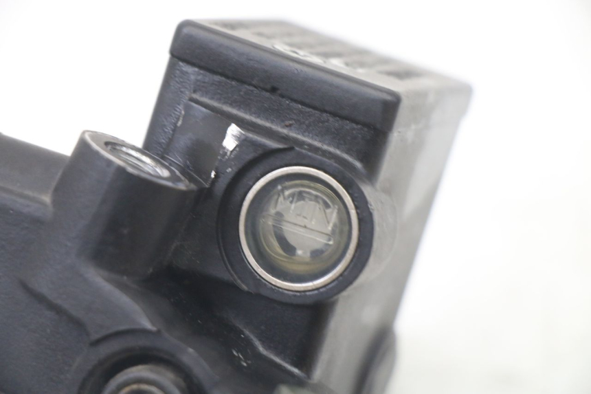 photo de VORDERER HAUPTBREMSZYLINDER PEUGEOT CITYSTAR 2T 50 (2018 - 2021)