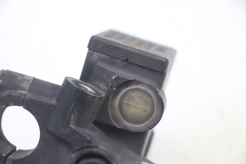 photo de VORDERER HAUPTBREMSZYLINDER PEUGEOT CITYSTAR 50 (2013 - 2017)