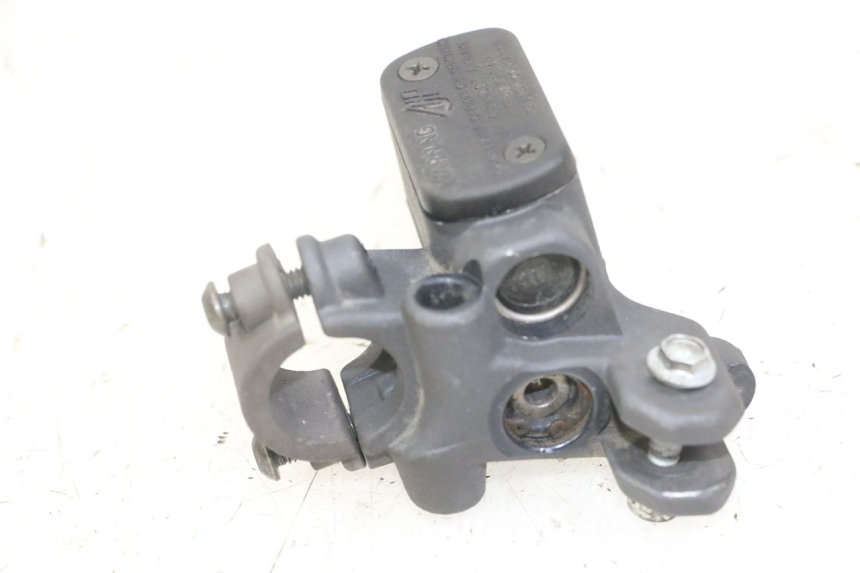 photo de BREMSPUMPE VORNE PEUGEOT ELYSTAR 125 (2002 - 2007)